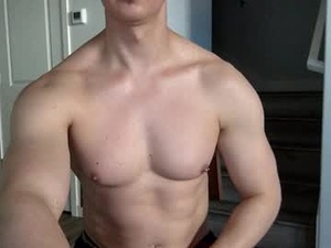 smoothflexiblemuscle's webcam