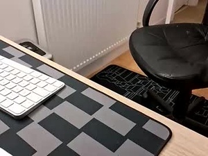 snootyagain's webcam