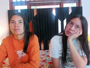 soffy_and_mia's webcam