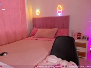 sophiaparker_'s webcam