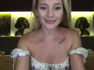 stella_loveu's webcam