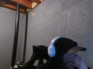 stonedpanda77's webcam