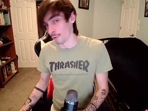 str8whiteboy21's webcam