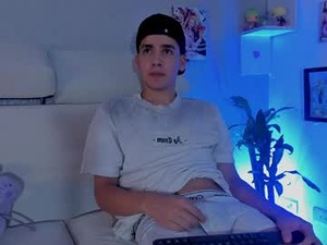 strong_rock69's webcam