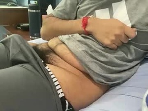 submissivestudentcommandme's webcam