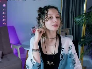 sunnyshy_mia's webcam