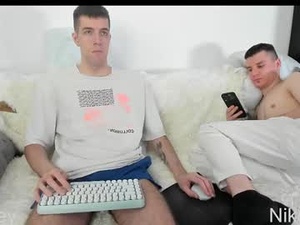 sweet_j_friendss's webcam