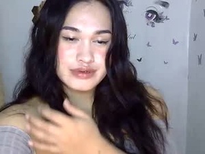 sweet_shantal13's webcam