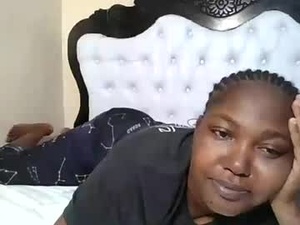 sweetaura001's webcam