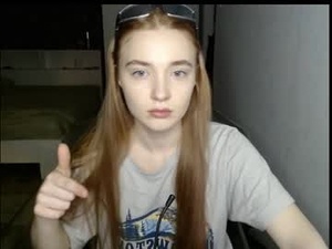 sweetbanana24's webcam