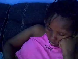 sweetqueen20's webcam