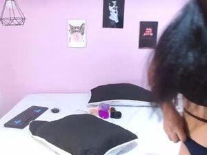 talia_isabella's webcam