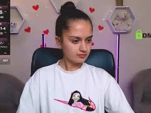talia_seduce's webcam
