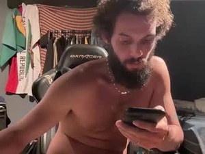 talktomebbzin's webcam