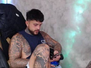 tatted_daddy69's webcam