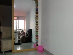 taty_gomez_'s webcam