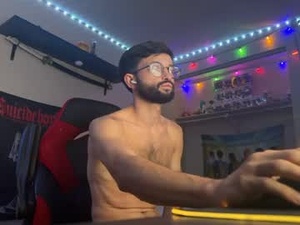 thatuniqueitalian's webcam