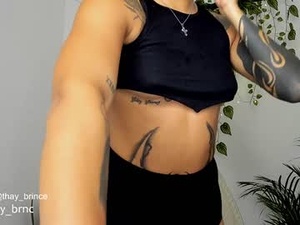 thayla_brincee's webcam