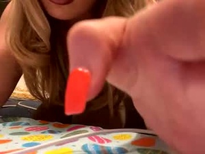 theblondebunni's webcam