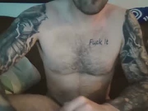 thecreepymompleaser's webcam