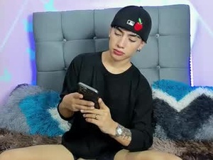 thiago_divine_'s webcam