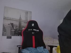 thick_and_big_cock's webcam