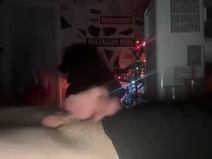 throbbingcock0002's webcam