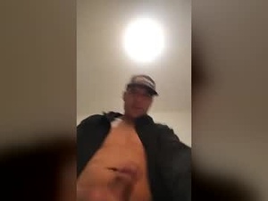 tigreg69's webcam