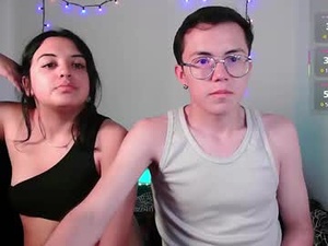tina_n_charlie's webcam