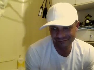 tkallinxxxatgm's webcam