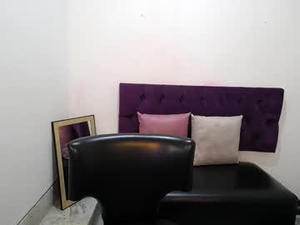 tomboy_natali's webcam