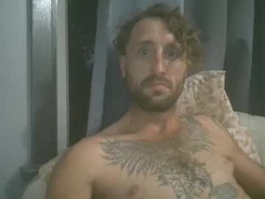 tommygun2727's webcam