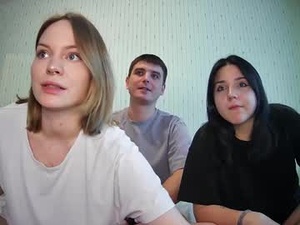 toptrio's webcam