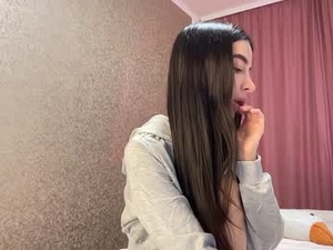 totallytiny_'s webcam