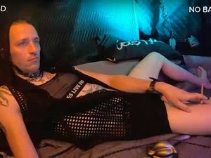 trashydrummer's webcam