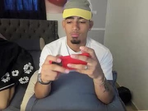 traviscot_master555's webcam