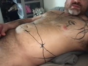 tryeverythingonceagain's webcam