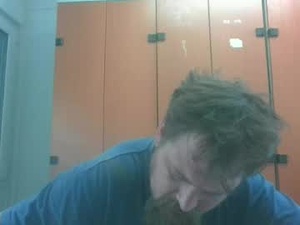 twistedworld565409's webcam