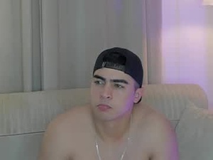 tyler_king11's webcam