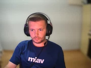 ugurr90's webcam