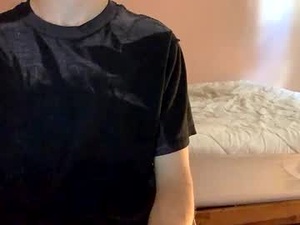 unboxthisboy's webcam
