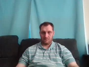 uncutcocktechmale's webcam