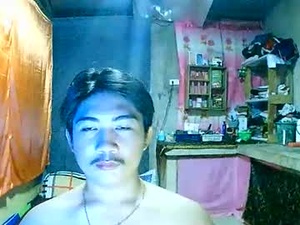 ur_fucking2005's webcam