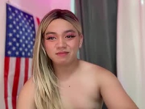urasian_staceyxxx's webcam
