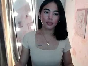 urasiangirl01's webcam