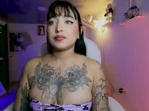 urcutedarling_'s webcam
