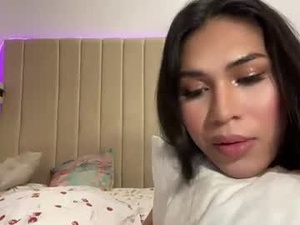 urfav_kylie's webcam