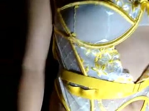 urlady_mia's webcam
