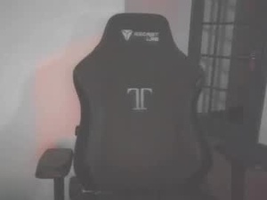 urlilbxmbodoll's webcam