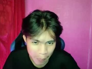 urmajesty_jay's webcam